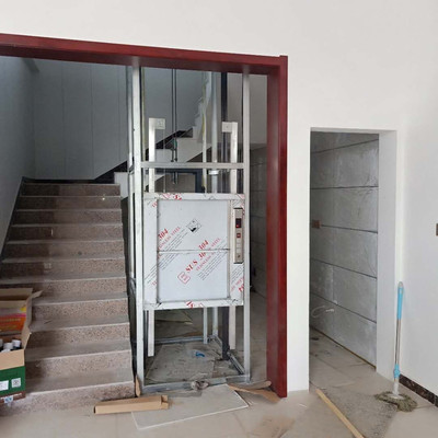 導軌式升降機產品型號在廣西百色市日用雜品行業的應用與選擇指南